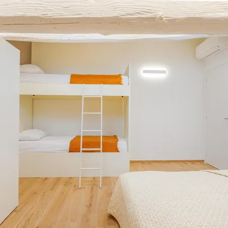 Apartament Corso Adriano 13 - Via Emilia *